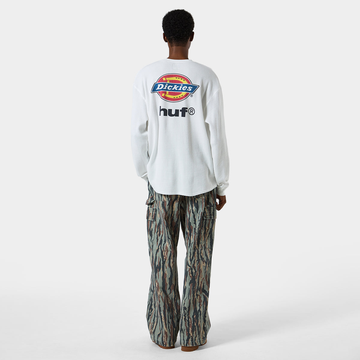 HUF (ハフ) Worldwide JP /TOPS & SHIRTS（トップス&シャツ）/ huf® x Dickies® LOGO THERMAL商品 / WHITE