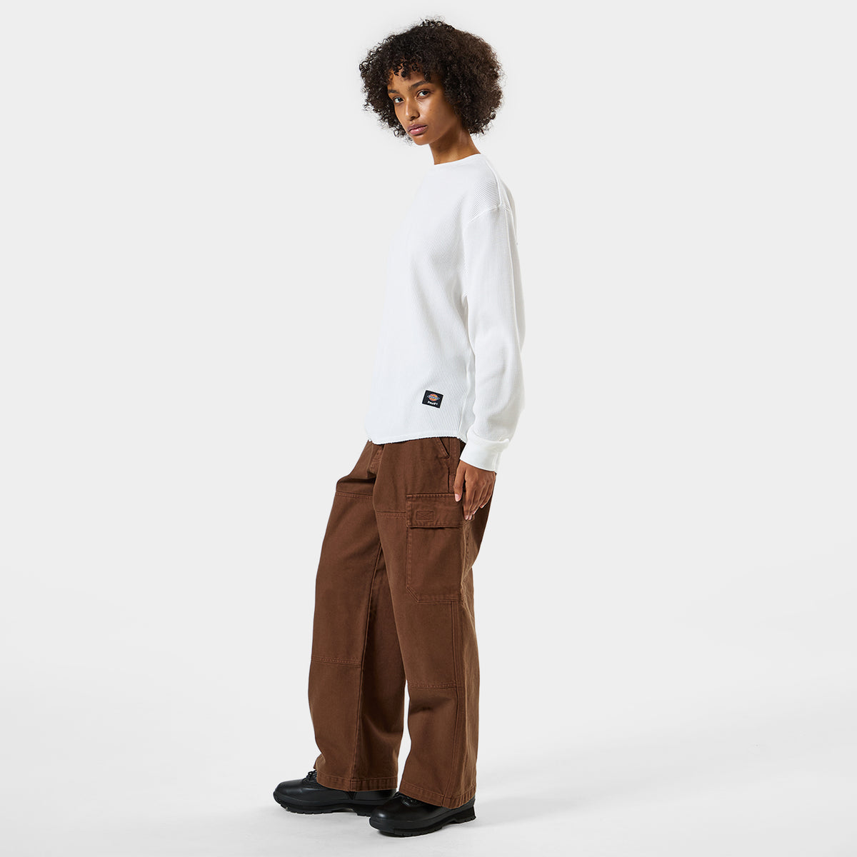 HUF (ハフ) Worldwide JP /TOPS & SHIRTS（トップス&シャツ）/ huf® x Dickies® LOGO THERMAL商品 / WHITE