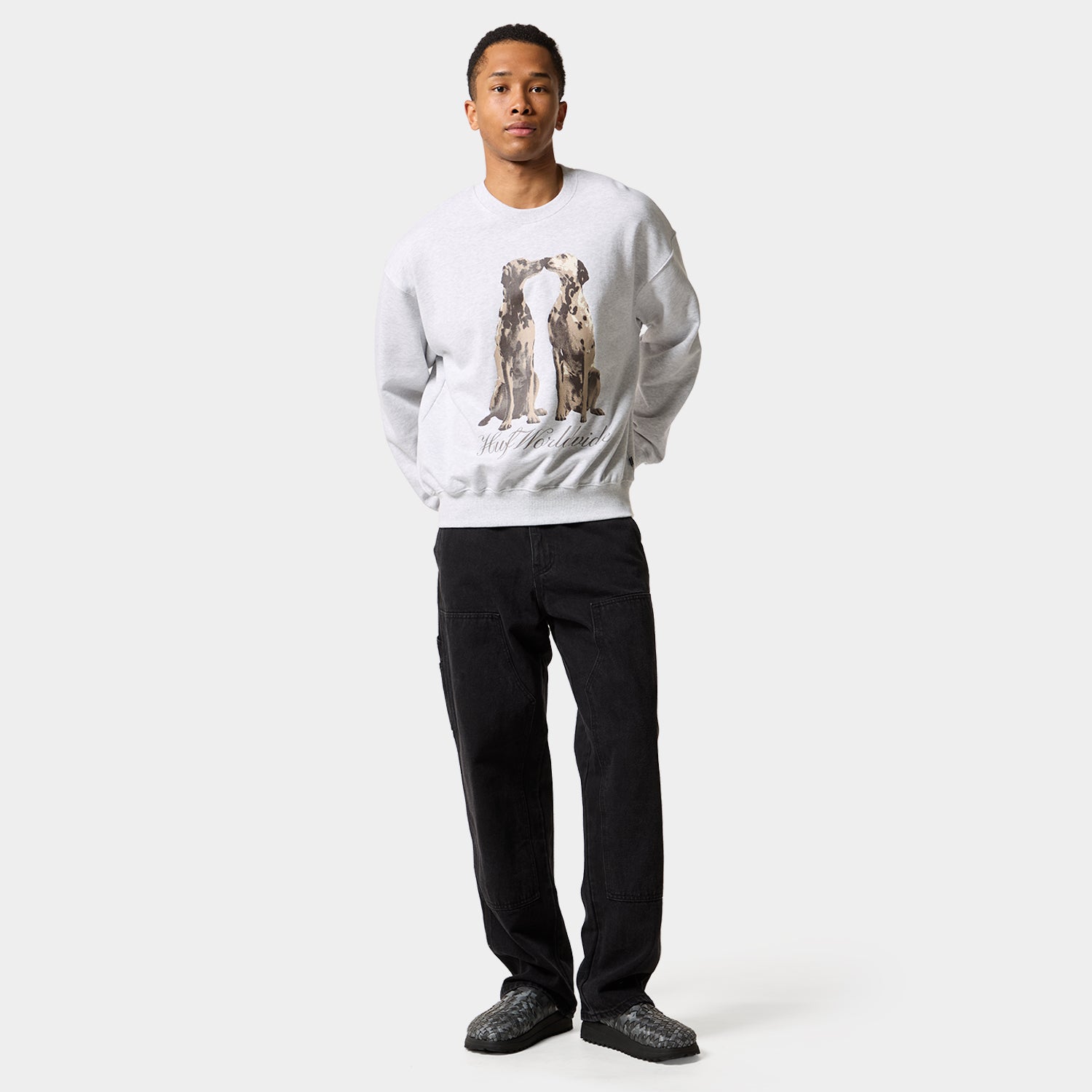 DOGGED CREW｜SWEATSHIRTS（スウェットシャツ）｜【公式通販 HUF】｜ハフ