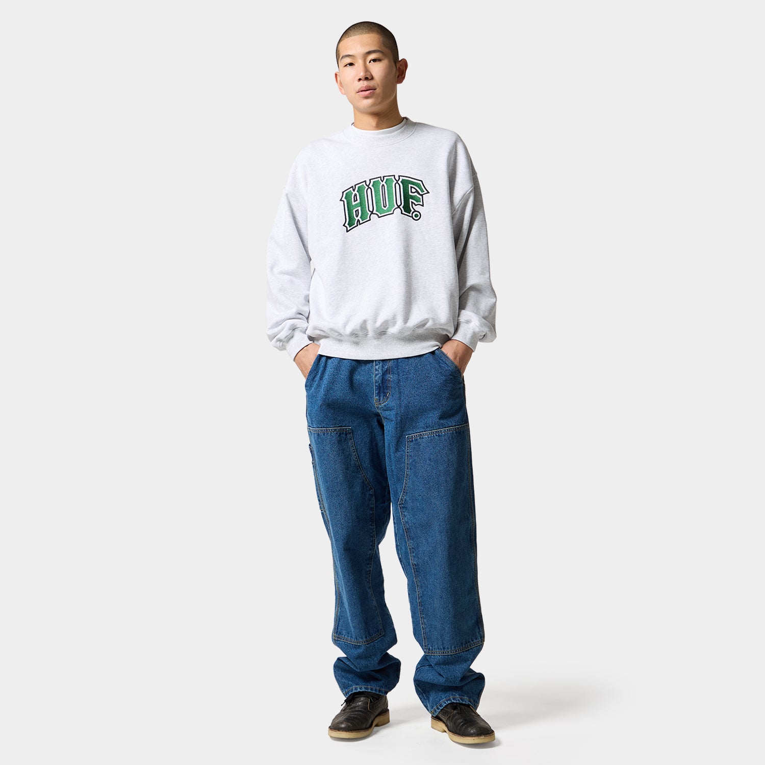 CLASSIC ARCH CREW｜SWEATSHIRTS（スウェットシャツ）｜【公式通販 HUF