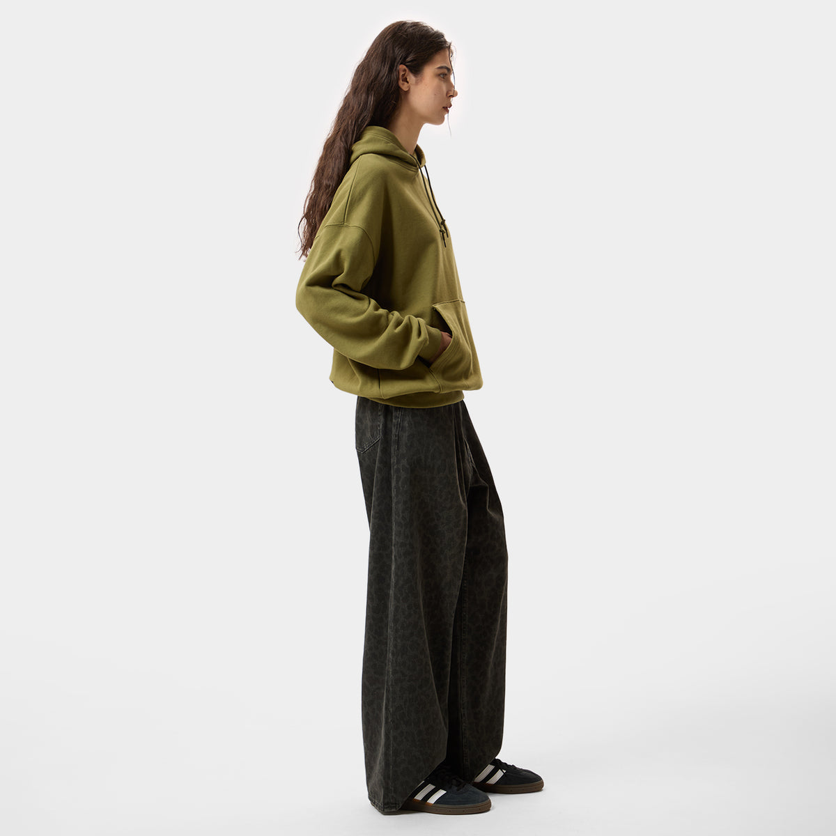 HUF (ハフ) Worldwide JP /HOODIES（パーカー）/ VIDEO GENIE HOODIE商品 / OLIVE