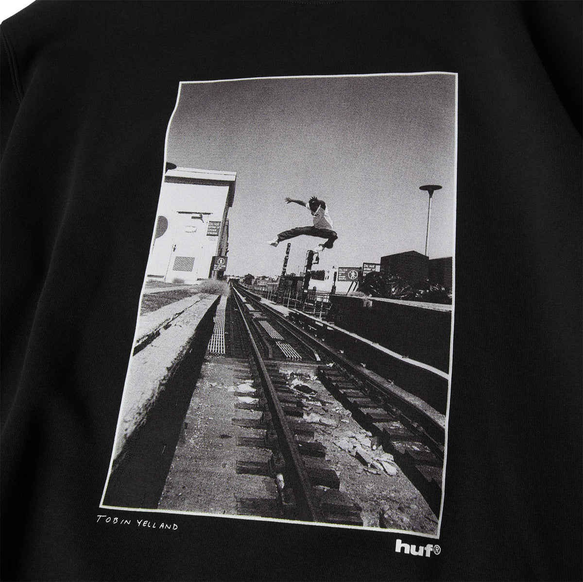 HUF (ハフ) Worldwide JP /SWEATSHIRTS（スウェットシャツ）/ TAKING THE LEAP CREW商品 / BLACK
