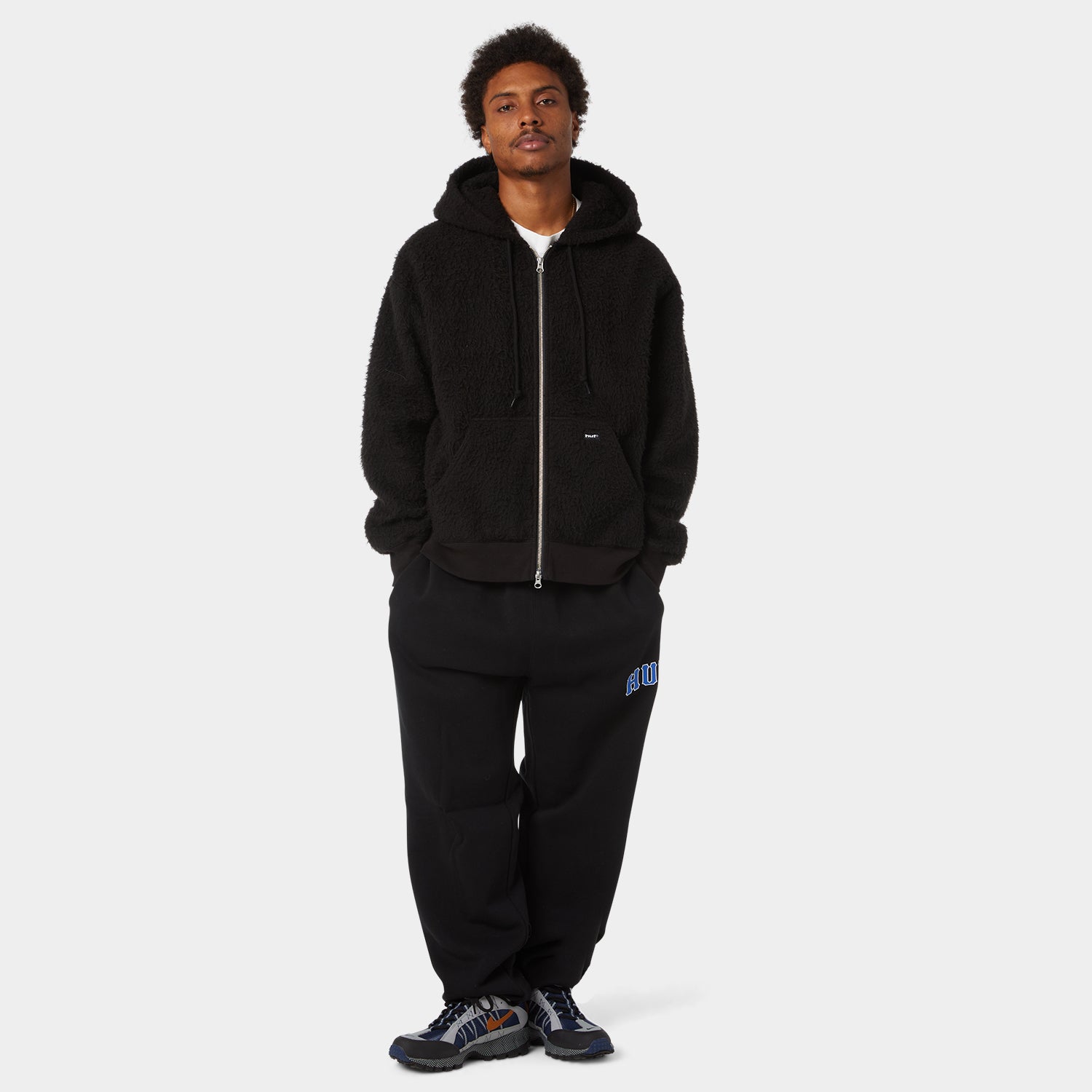 HUF (ハフ) Worldwide JP /PANTS（パンツ）/ ARCH FLEECE PANT商品 / BLACK