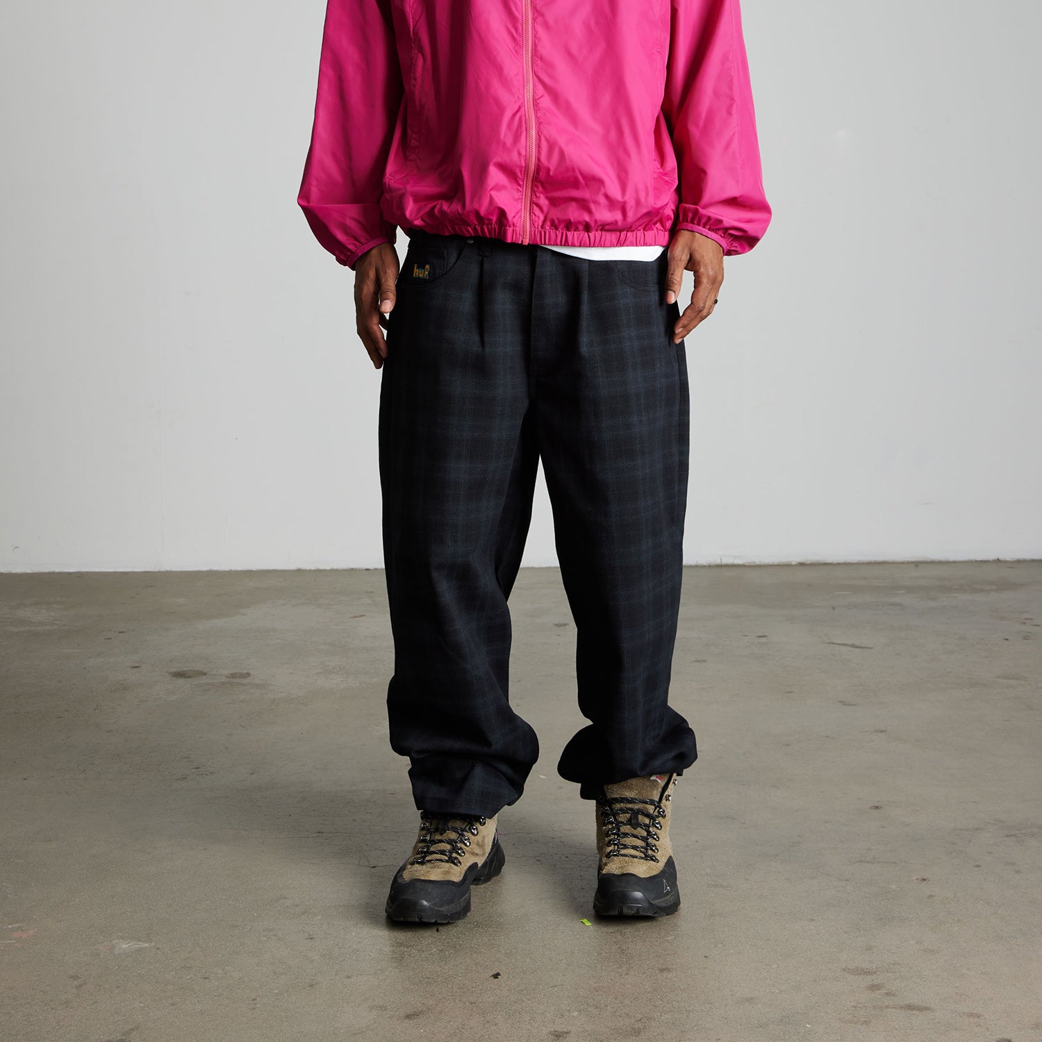 HUF (ハフ) Worldwide JP /PANTS（パンツ）/ CROMER PLAID PANT商品 / BLACK