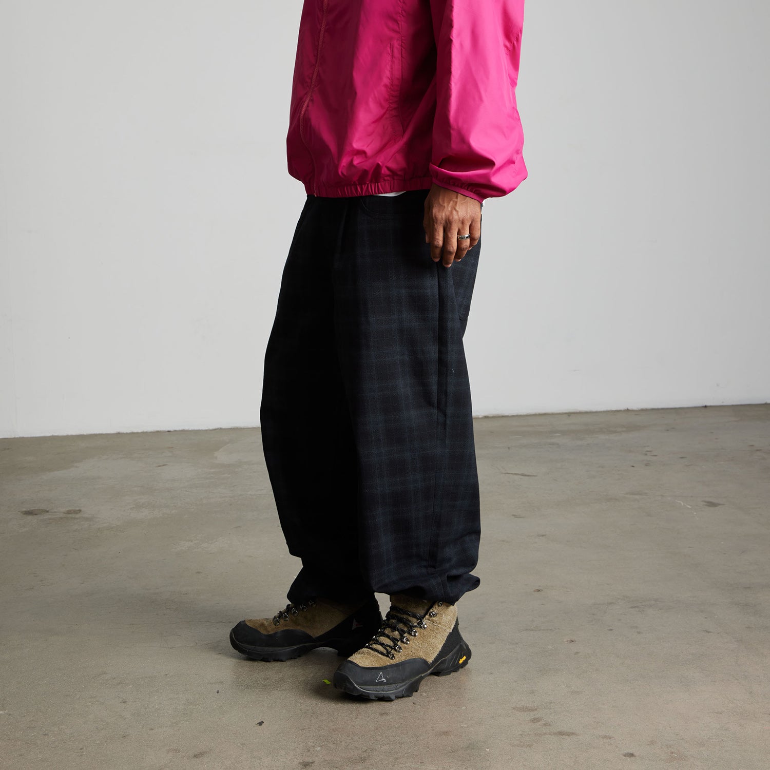 HUF (ハフ) Worldwide JP /PANTS（パンツ）/ CROMER PLAID PANT商品 / BLACK