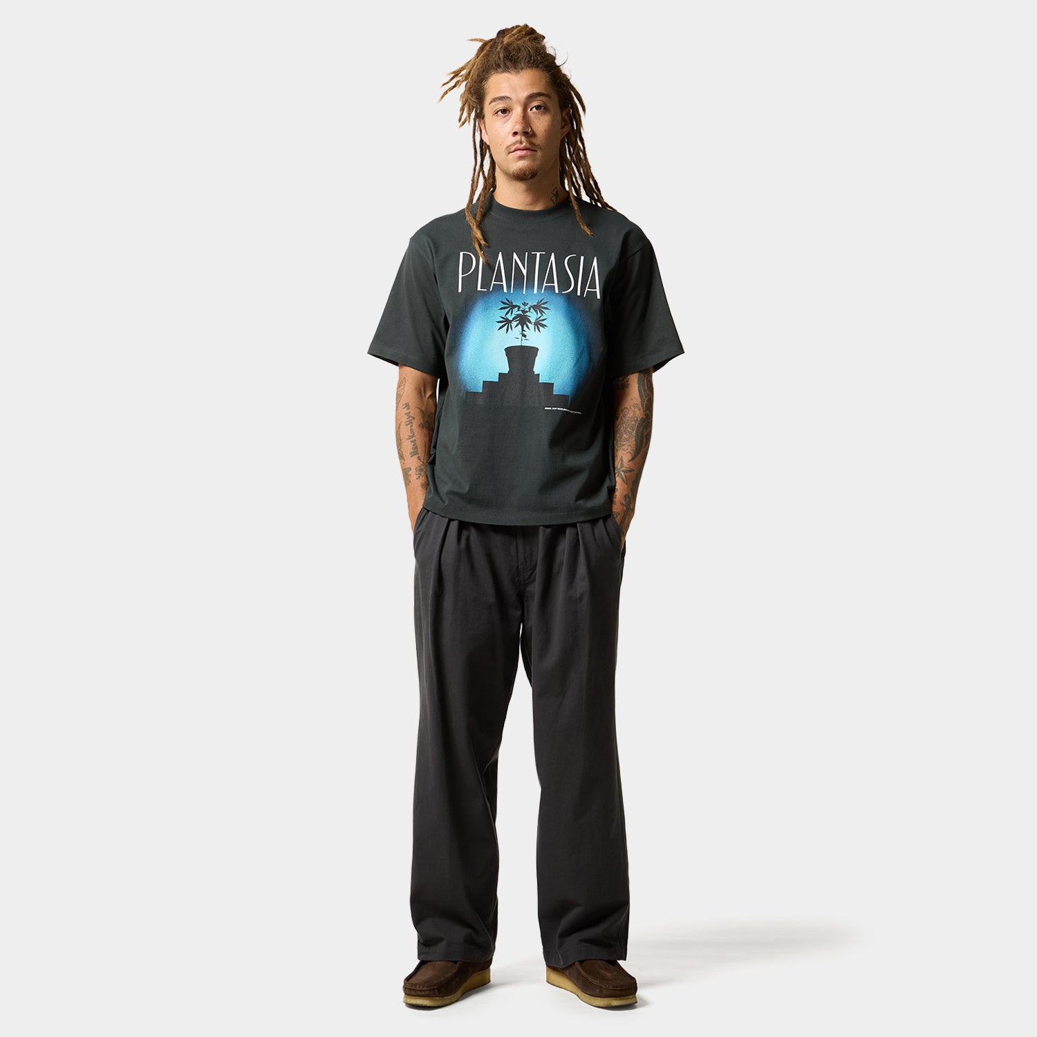 HUF (ハフ) Worldwide JP /PANTS（パンツ）/ HUF TWO TUCK TROUSER商品 / CHARCOAL GREY