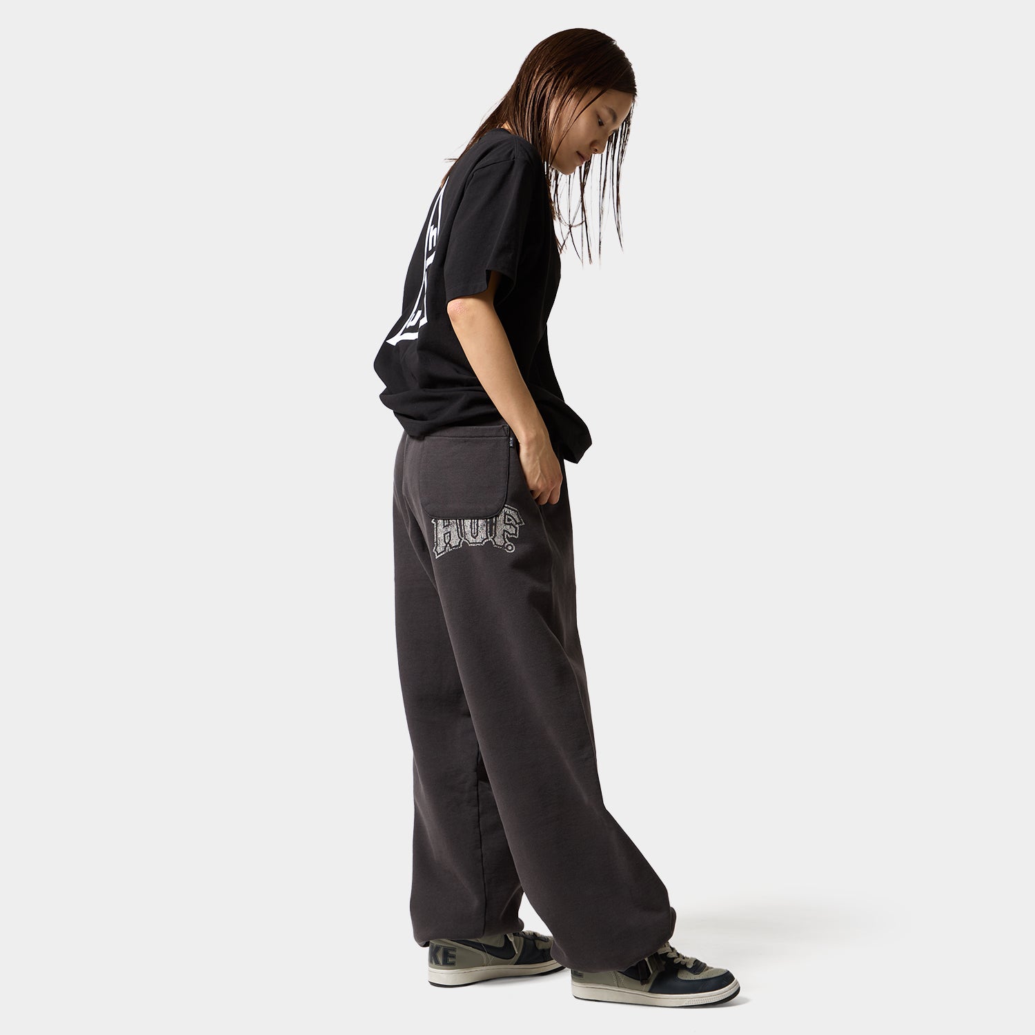 CLASSIC ARCH FLEECE PANT｜PANTS（パンツ）｜【公式通販 HUF】｜ハフ