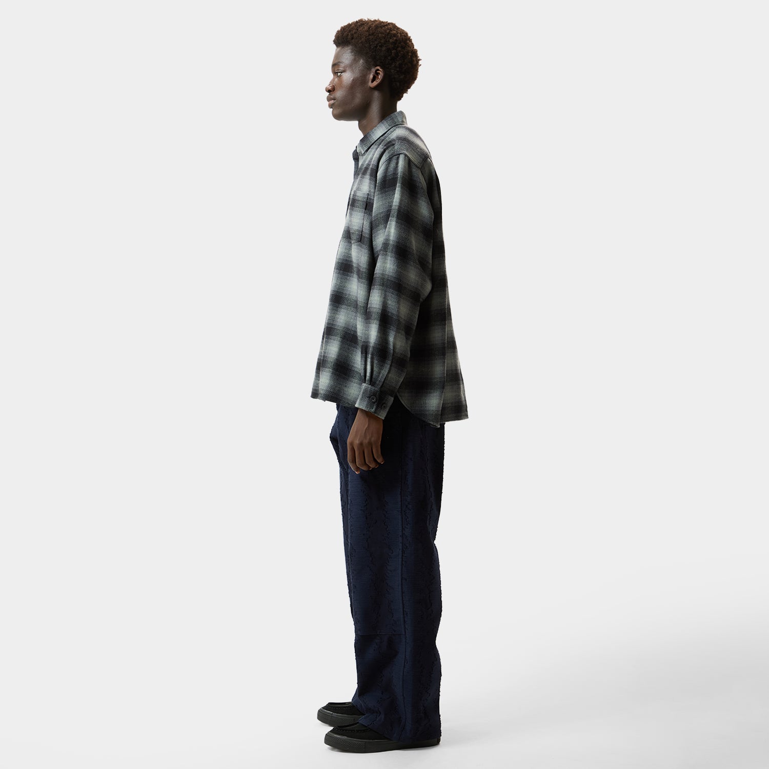 HUF (ハフ) Worldwide JP /PANTS（パンツ）/ 89 OVAL DOUBLE KNEE PANT商品 / NAVY