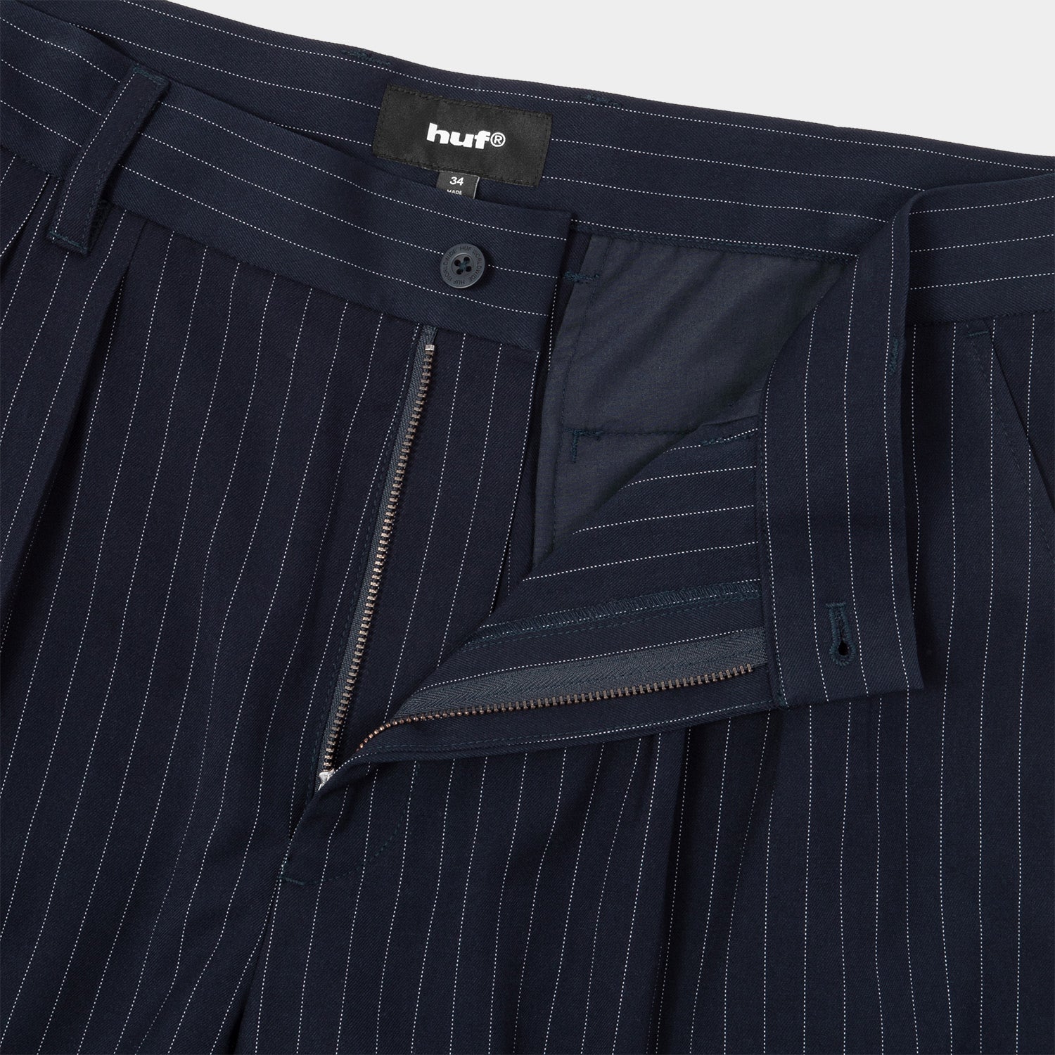 HUF (ハフ) Worldwide JP /PANTS（パンツ）/ STRIPE TWO TUCK TROUSER商品 / NAVY