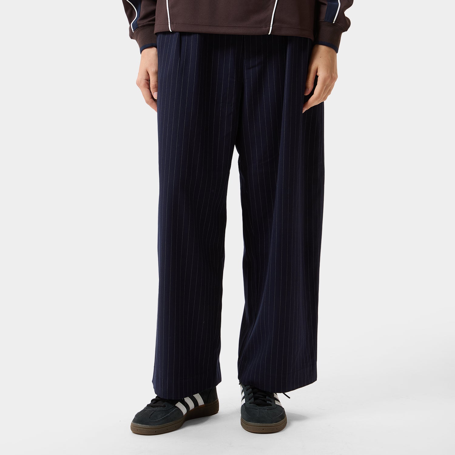 HUF (ハフ) Worldwide JP /PANTS（パンツ）/ STRIPE TWO TUCK TROUSER商品 / NAVY