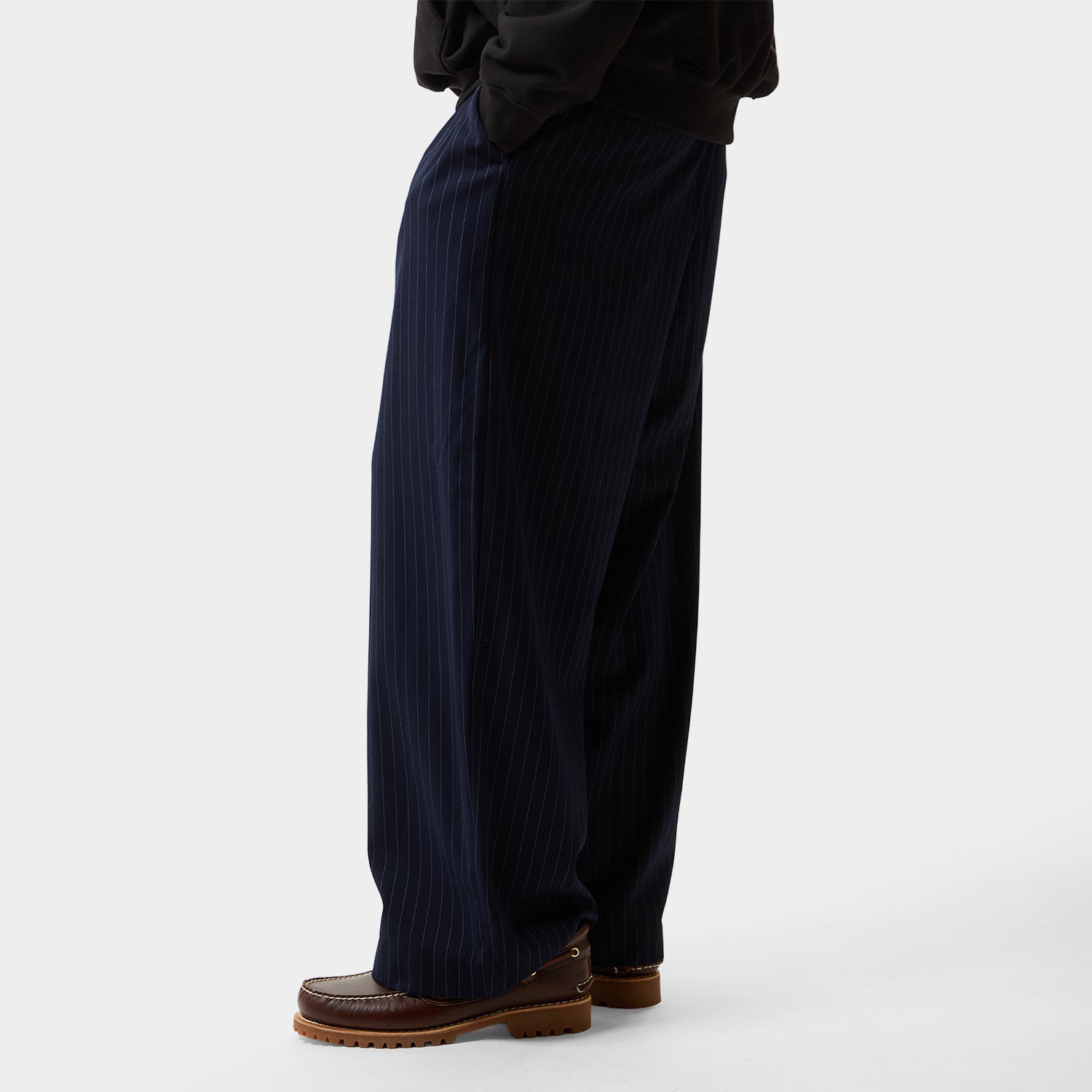 HUF (ハフ) Worldwide JP /PANTS（パンツ）/ STRIPE TWO TUCK TROUSER商品 / NAVY