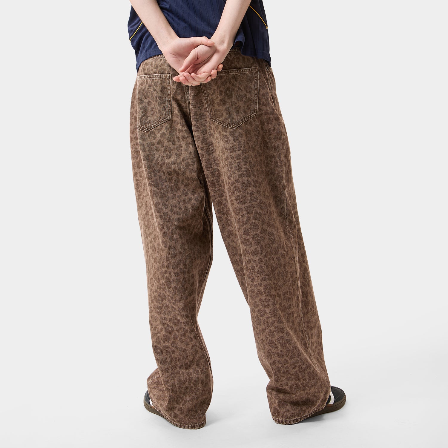 HUF (ハフ) Worldwide JP /PANTS（パンツ）/ LEOPARD WIDE DENIM PANT商品 / BROWN