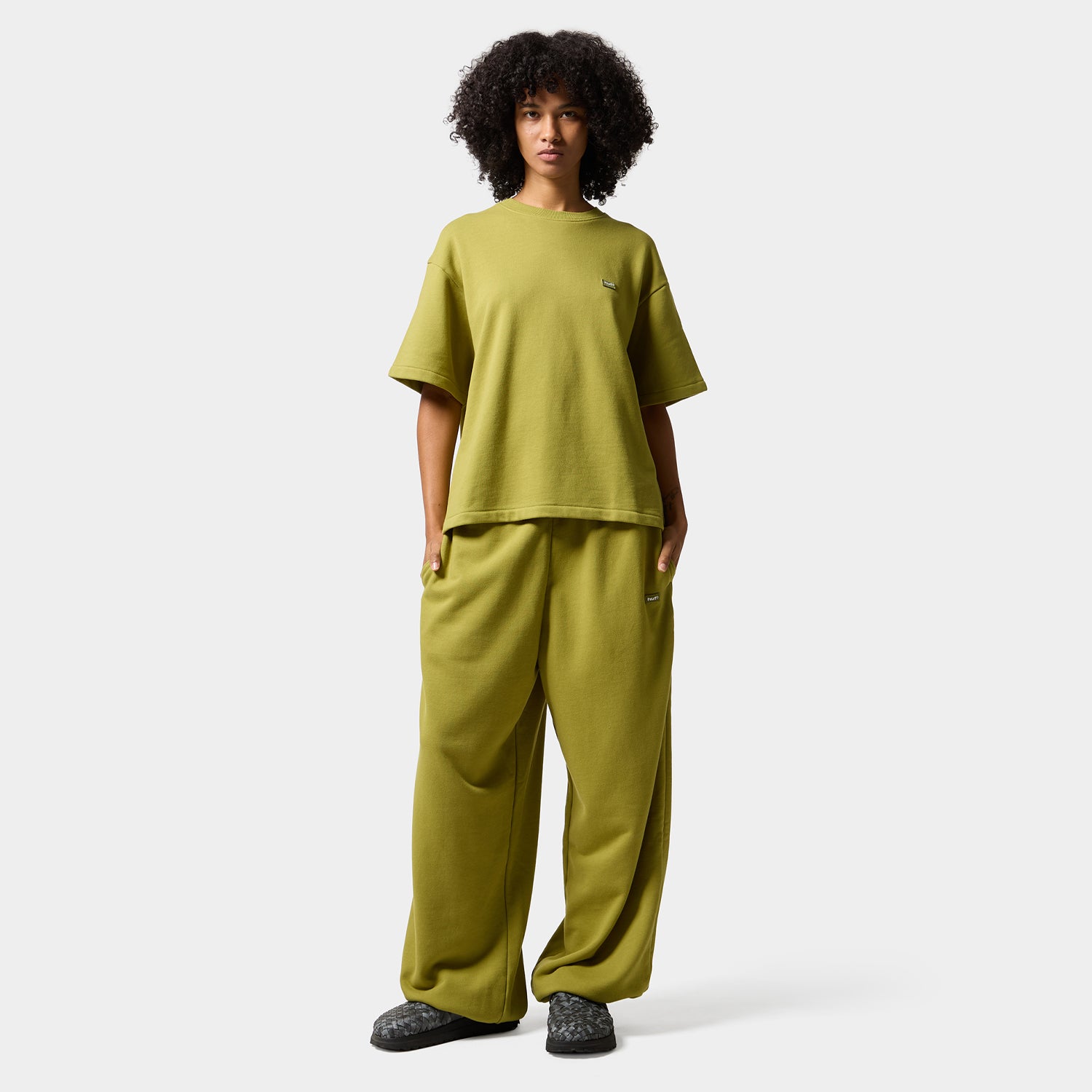 HUF (ハフ) Worldwide JP /PANTS（パンツ）/ AIR FLOW FLEECE PANT商品 / DUSTY ORANGE