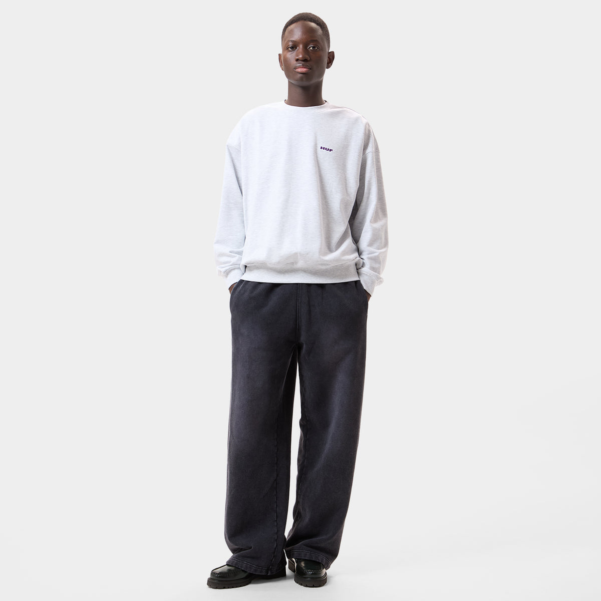 HUF (ハフ) Worldwide JP /PANTS（パンツ）/ INTERNATIONAL LUXURY FLEECE PANT商品 / NAVY