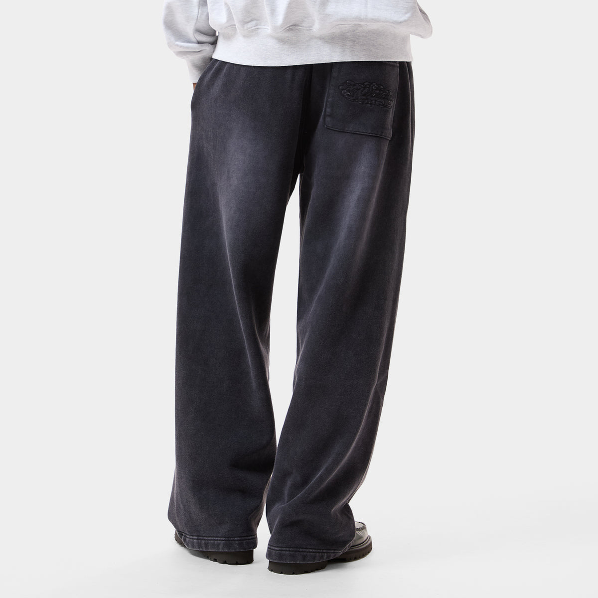 HUF (ハフ) Worldwide JP /PANTS（パンツ）/ INTERNATIONAL LUXURY FLEECE PANT商品 / NAVY