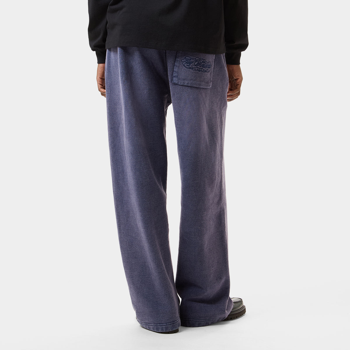 HUF (ハフ) Worldwide JP /PANTS（パンツ）/ INTERNATIONAL LUXURY FLEECE PANT商品 / NAVY