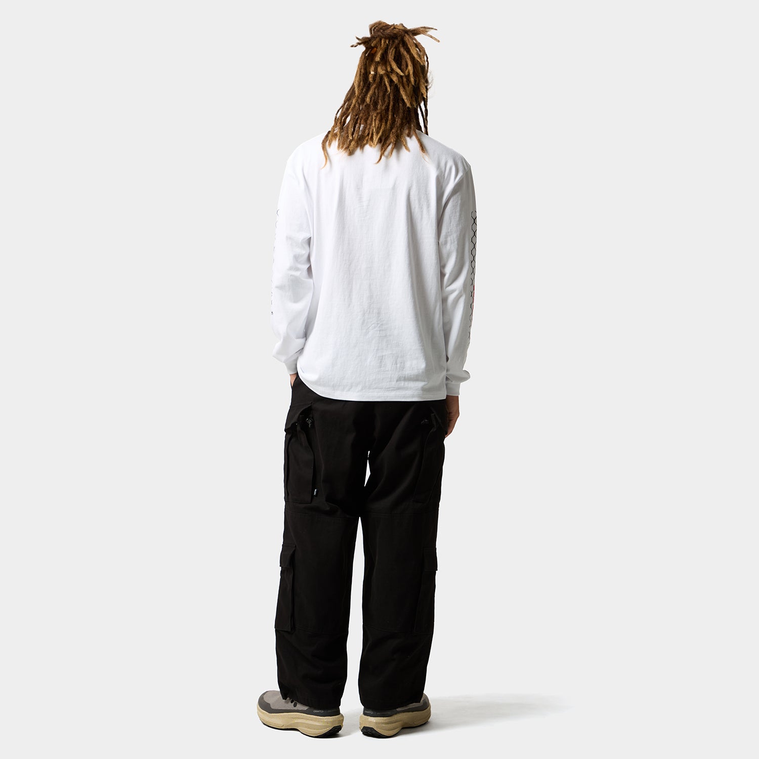 HUF (ハフ) Worldwide JP /T-SHIRTS（Tシャツ）/ 4 THE DAWGS LS TEE商品 / WHITE