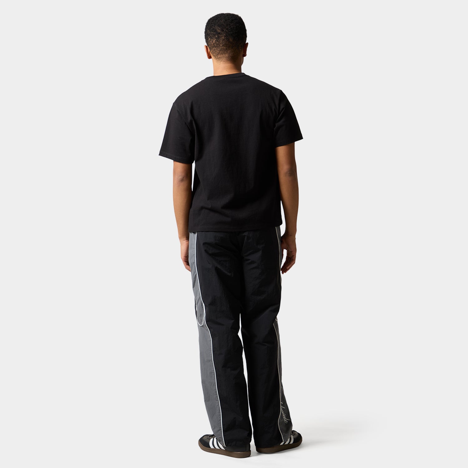 HUF (ハフ) Worldwide JP /T-SHIRTS（Tシャツ）/ FOSSIL FUEL TEE商品 / CUCUMBER