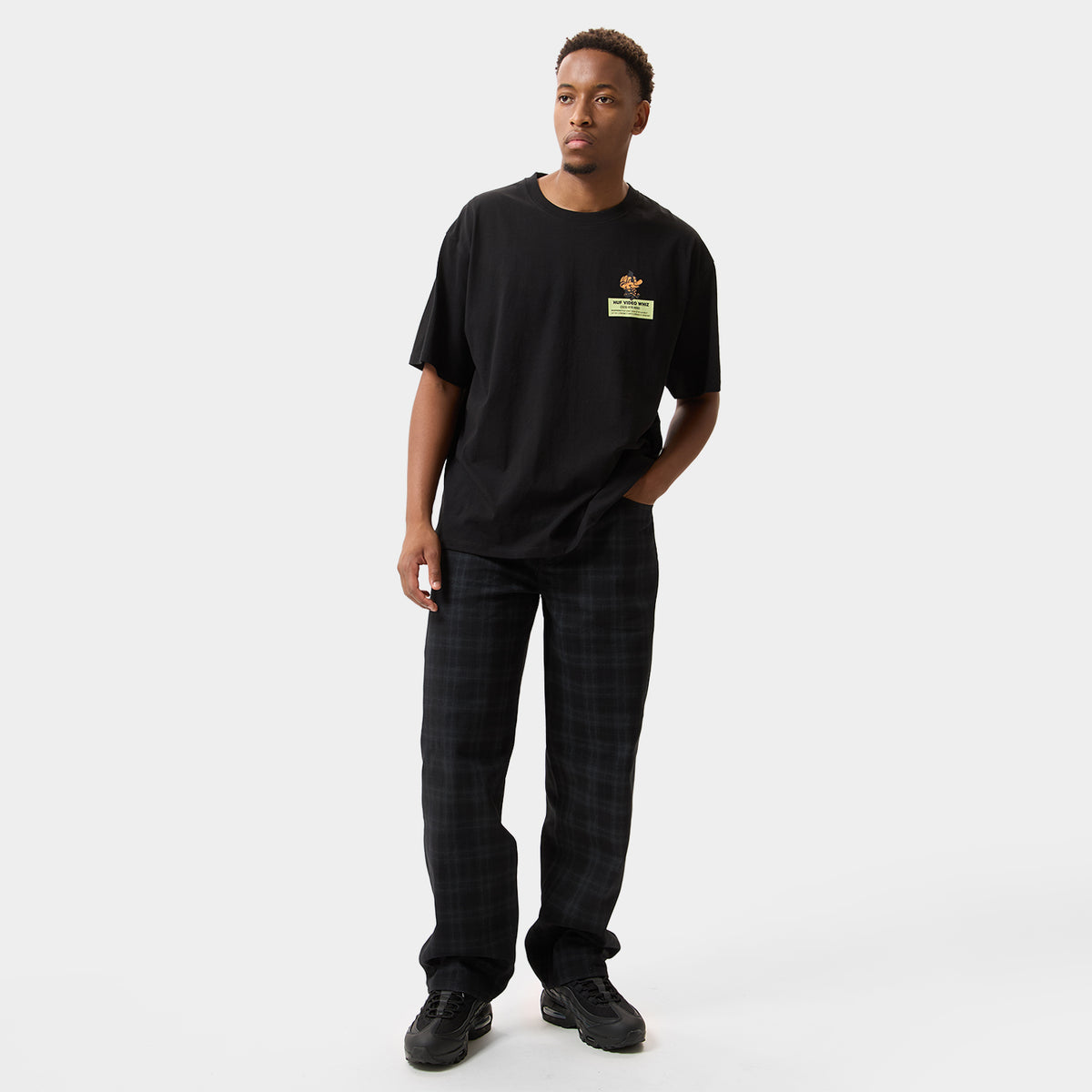 HUF (ハフ) Worldwide JP /T-SHIRTS（Tシャツ）/ VIDEO GENIE TEE商品 / BLACK