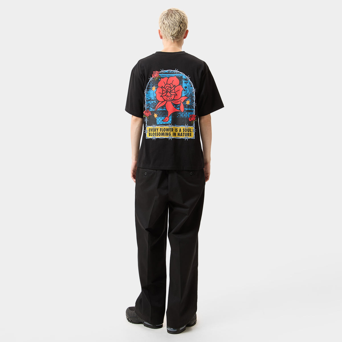 HUF (ハフ) Worldwide JP /T-SHIRTS（Tシャツ）/ FLOWER DISTRICT TEE商品 / BLACK