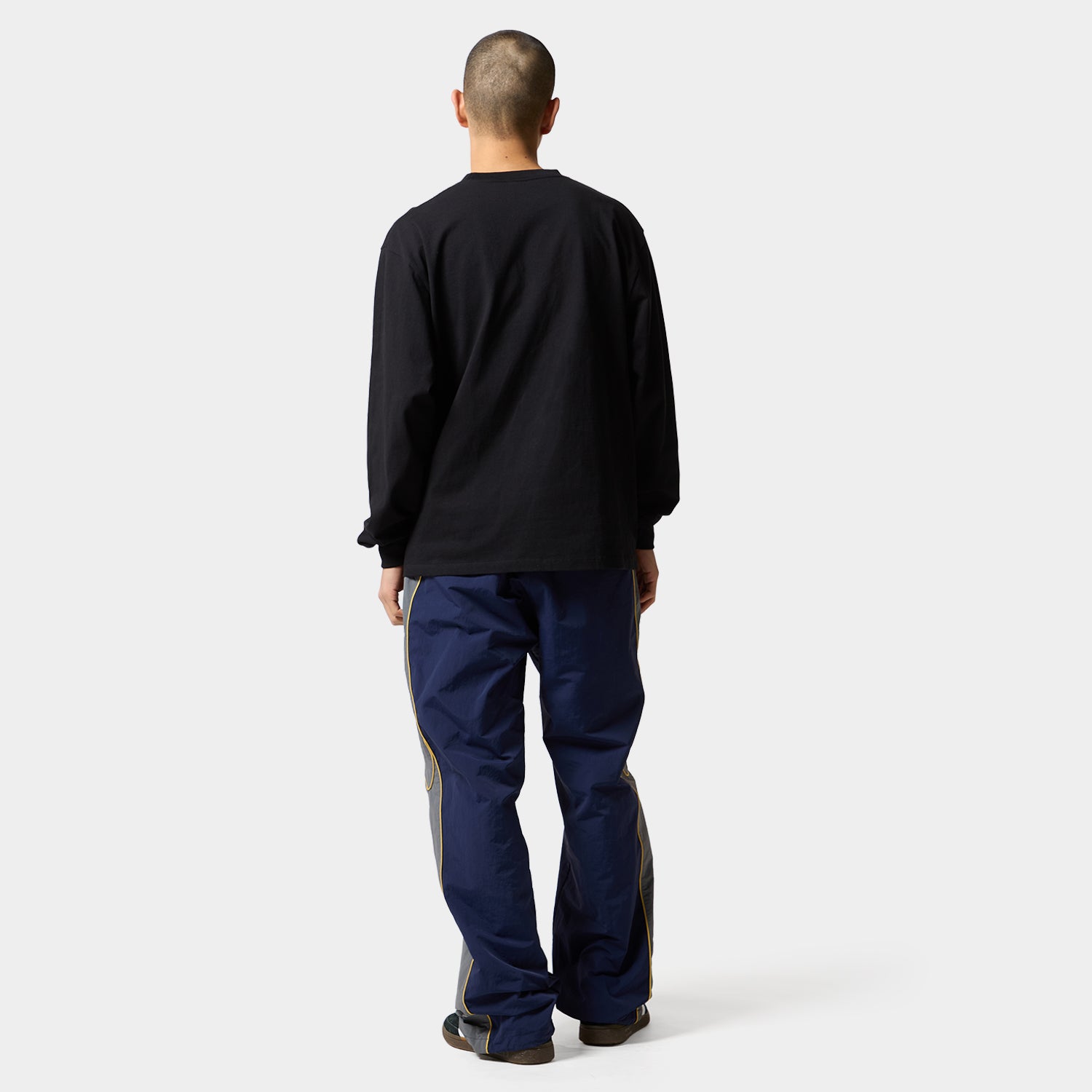 BOX LOGO POCKET LS TEE｜T-SHIRTS（Tシャツ）｜【公式通販 HUF】｜ハフ