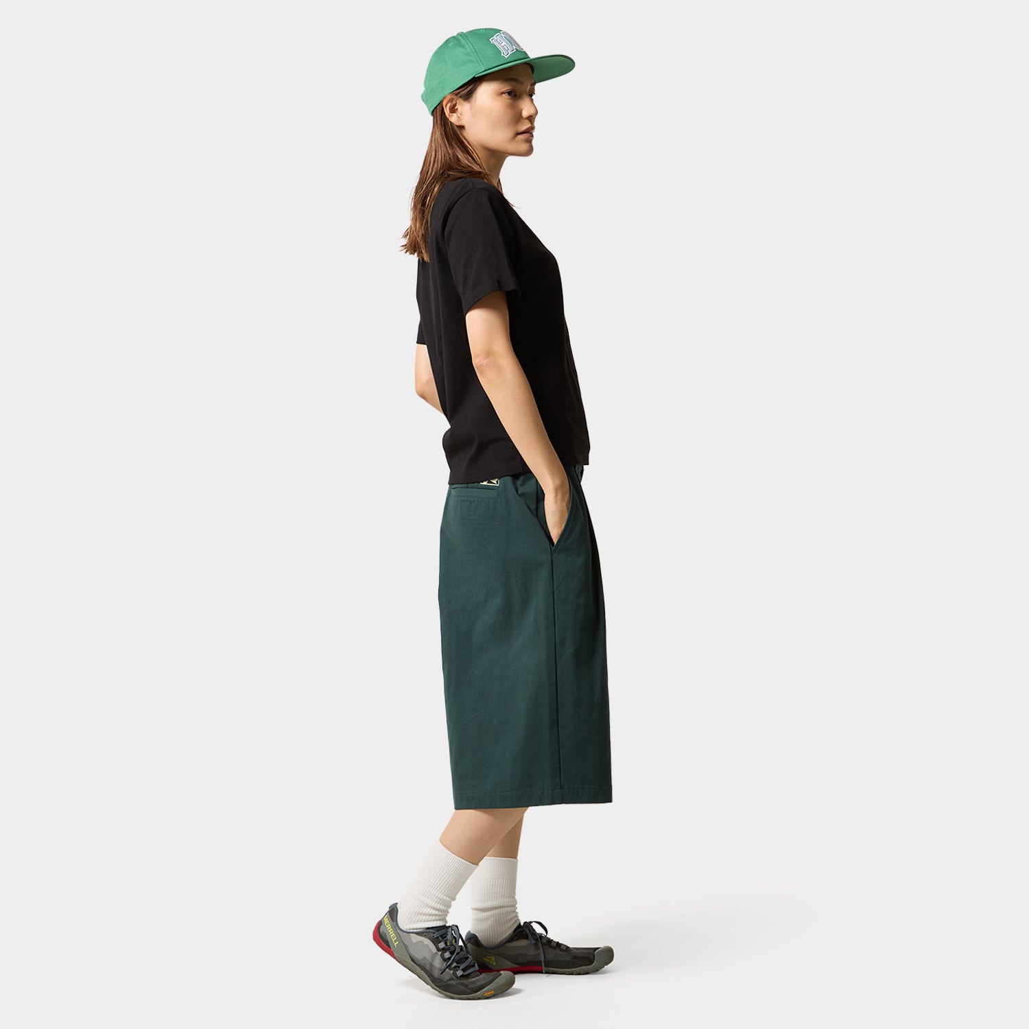 HUF (ハフ) Worldwide JP /T-SHIRTS（Tシャツ）/ HUF®EIGHTYNINE TINY TEE商品 / WHITE