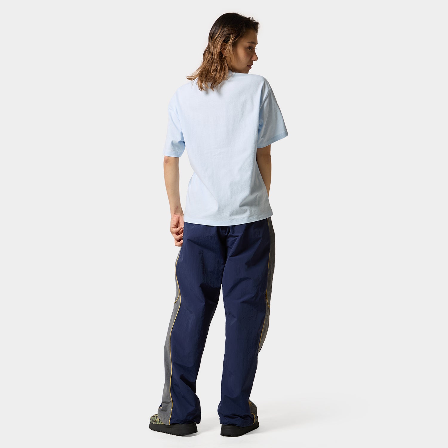 HUF (ハフ) Worldwide JP /T-SHIRTS（Tシャツ）/ HUF®EIGHTYNINE TINY TEE商品 / WHITE