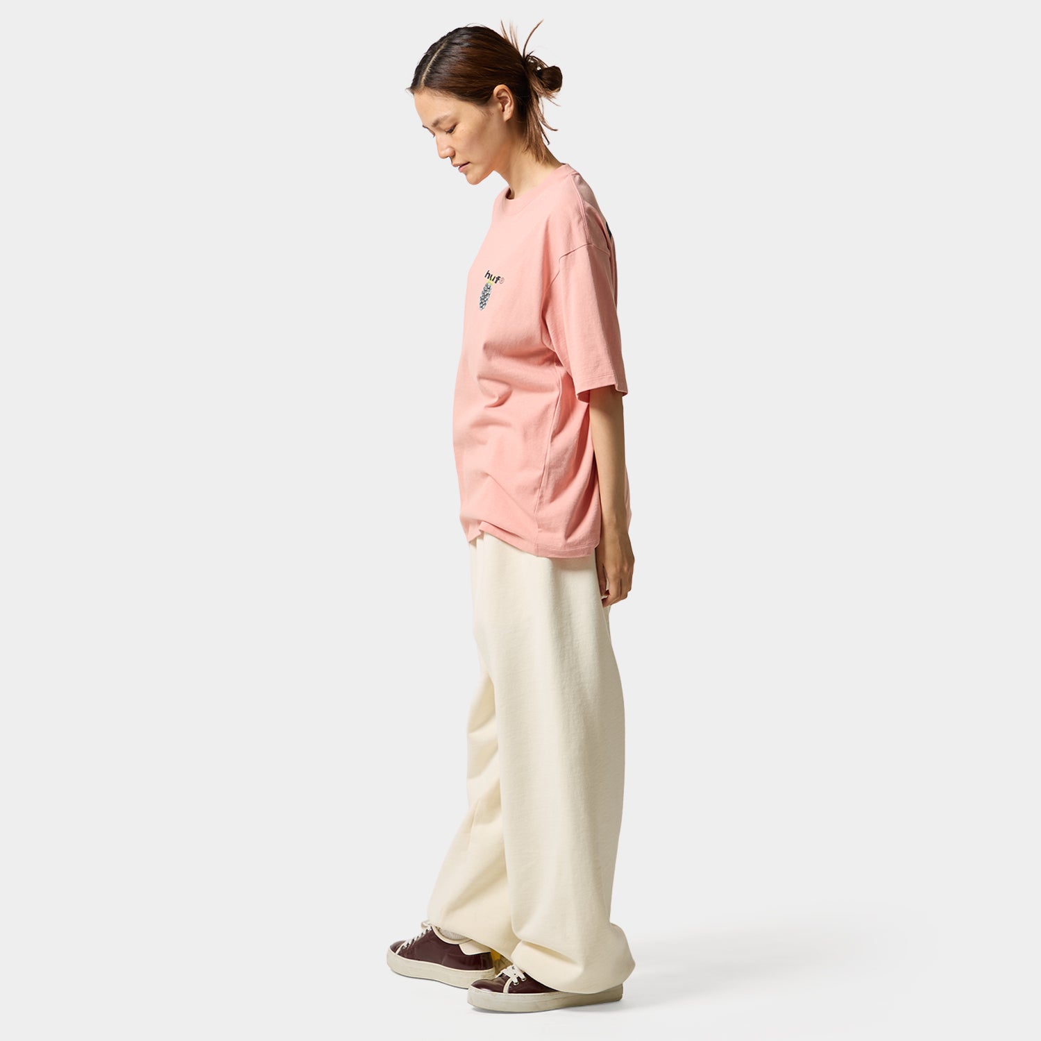 HUF (ハフ) Worldwide JP /T-SHIRTS（Tシャツ）/ BLACK BERRY TEE商品 / PEACH