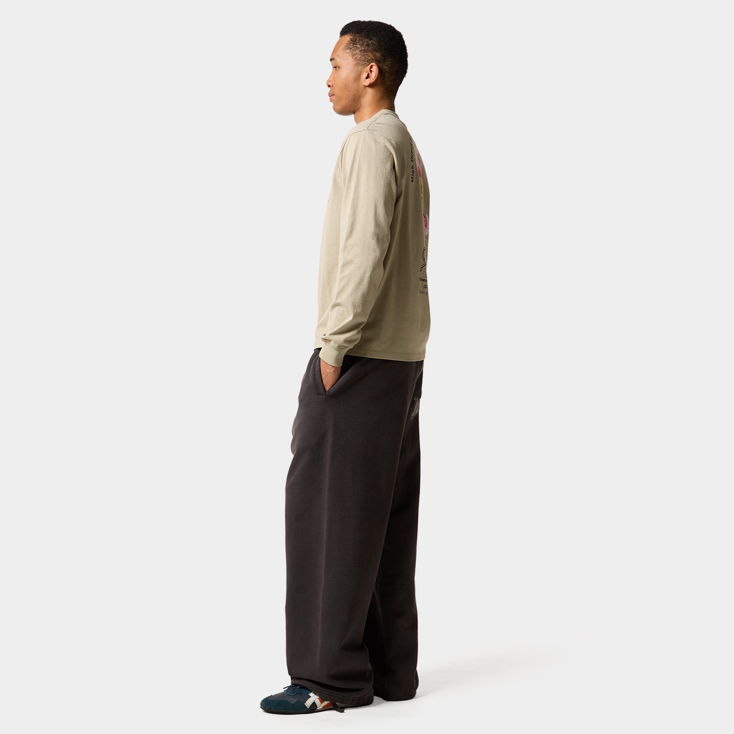 HUF (ハフ) Worldwide JP /T-SHIRTS（Tシャツ）/ DESERT ROSE LS TEE商品 / CLAY