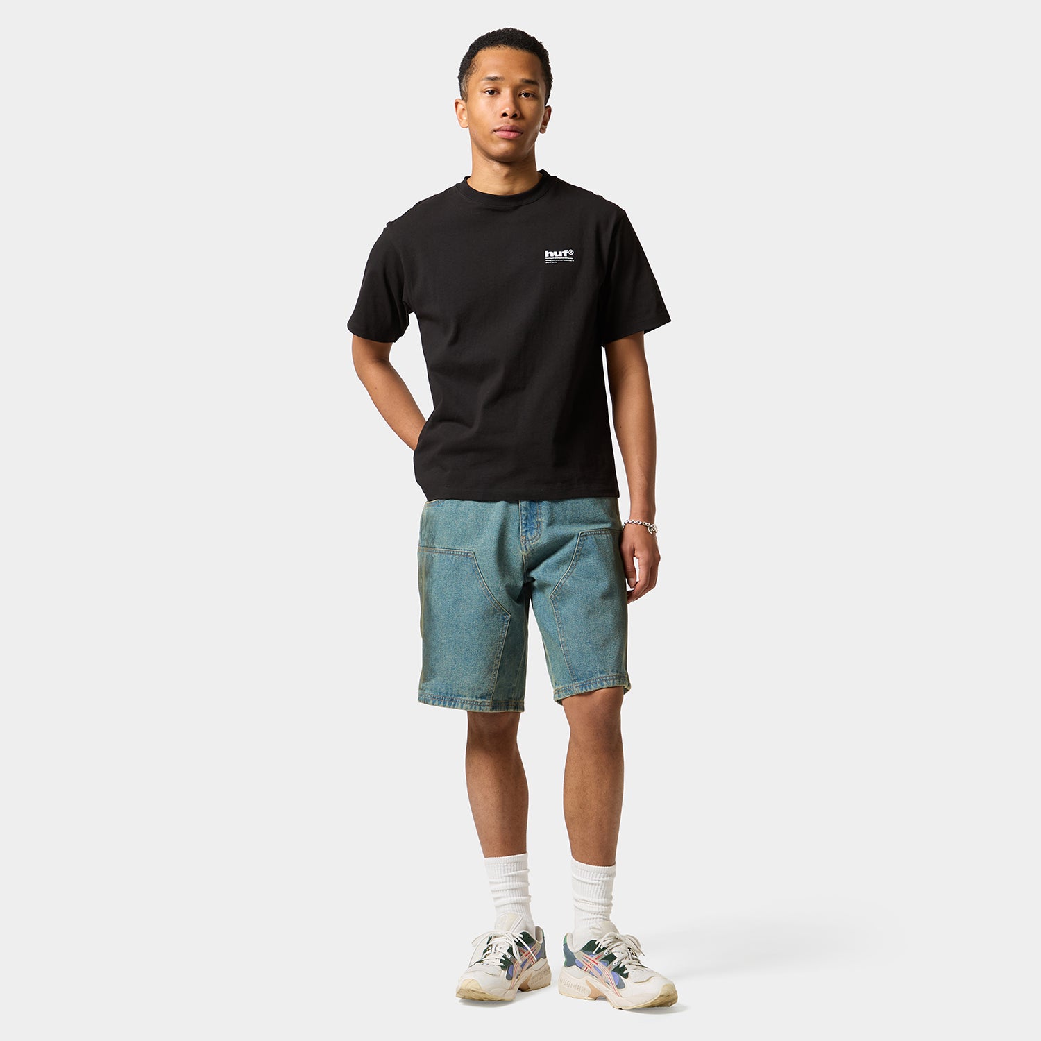 HUF (ハフ) Worldwide JP /T-SHIRTS（Tシャツ）/ BLOOM &amp; GLOOM TEE商品 / WHITE