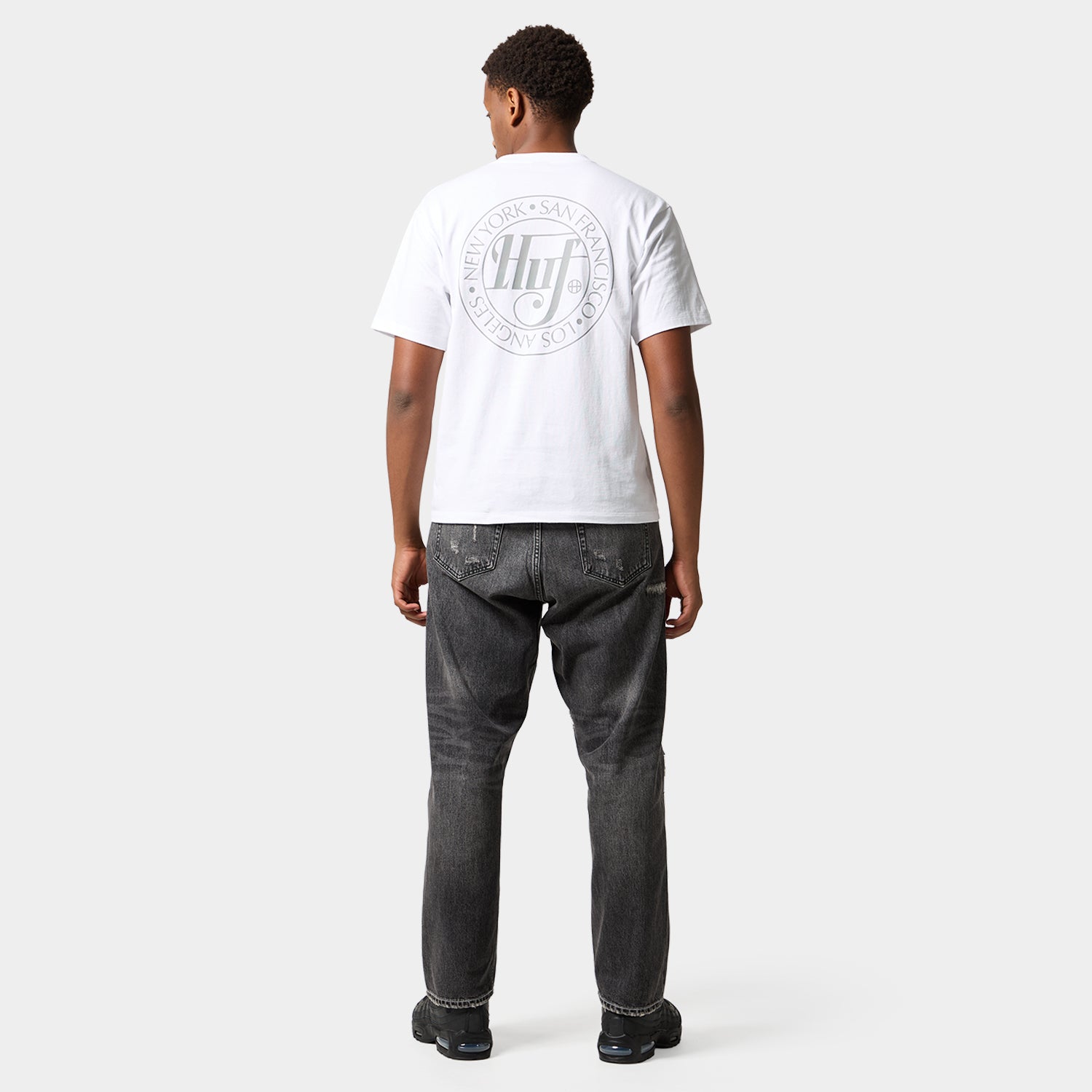 HUF (ハフ) Worldwide JP /T-SHIRTS（Tシャツ）/ SHARP SCRIPT TEE商品 / LT BLUE