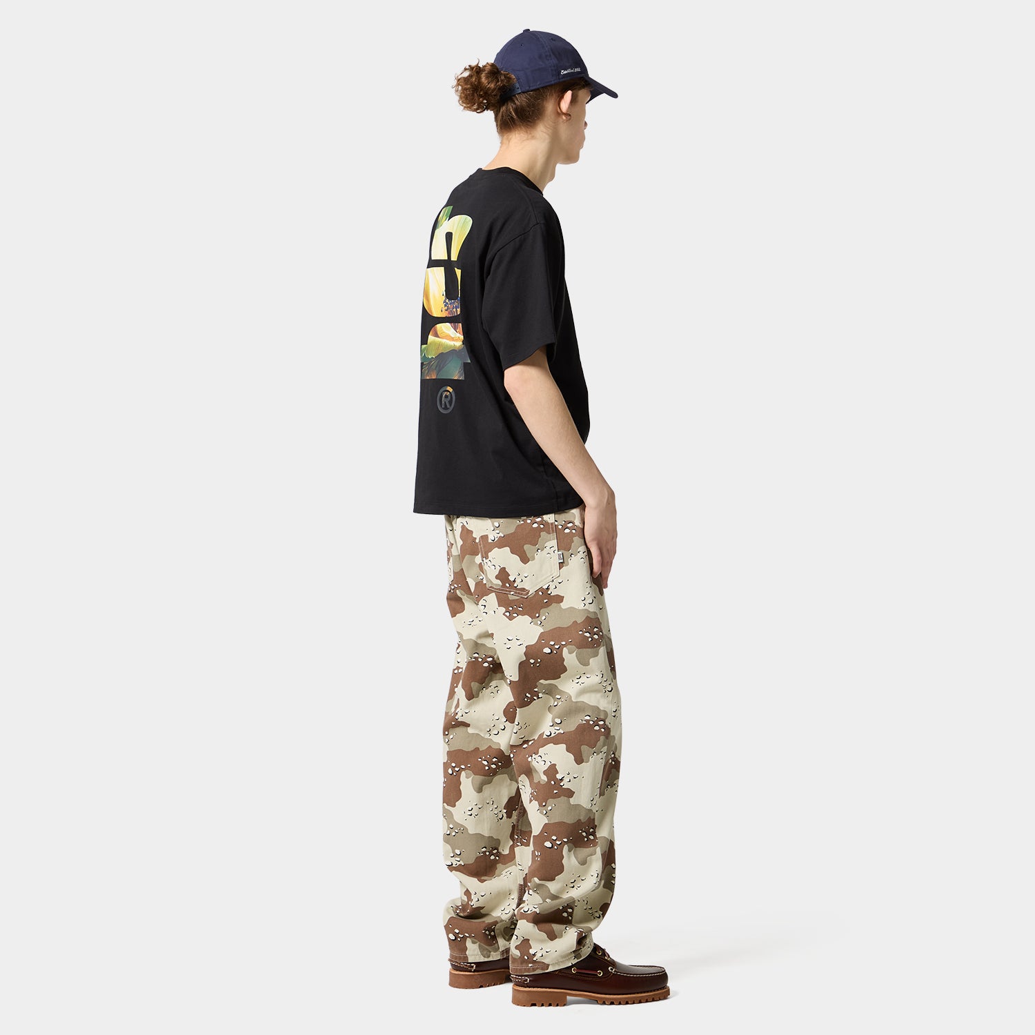 HUF (ハフ) Worldwide JP /T-SHIRTS（Tシャツ）/ KNOCKOUT FLOWER TEE商品 / NAVY