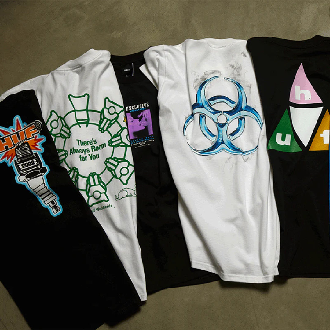 GRAPHIC TEES